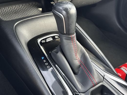 Toyota Corolla Touring Sports 1.8 Hybrid GR-Sport | Navigatie | Apple CarPlay/Android auto | Achteruitrijcamera ActivLease financial lease