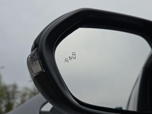 Toyota Corolla Touring Sports 2.0 Hybrid Business GR-Sport ActivLease financial lease