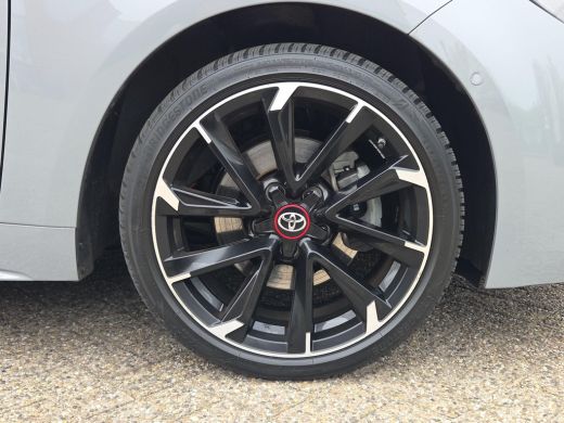 Toyota Corolla Touring Sports 2.0 Hybrid Business GR-Sport ActivLease financial lease