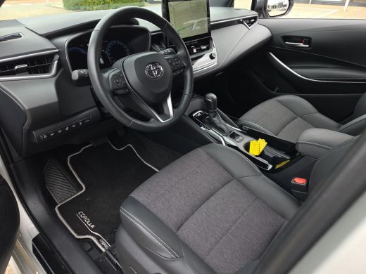 Toyota Corolla Touring Sports Hybrid 140 Dynamic | Apple CarPlay | Elektr klep | Parkeersens. | Rijklaar incl. garantie | ActivLease financial lease