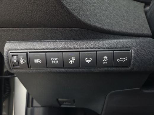 Toyota Corolla Touring Sports Hybrid 140 Dynamic | Apple CarPlay | Elektr klep | Parkeersens. | Rijklaar incl. garantie | ActivLease financial lease