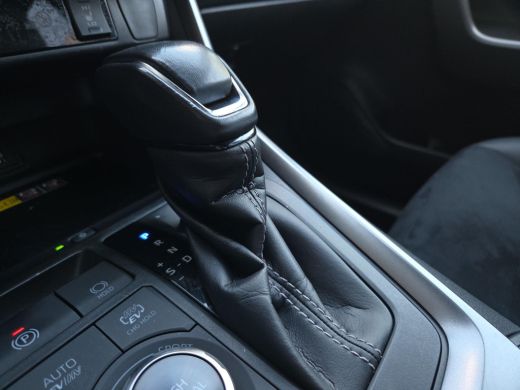 Toyota RAV4 2.5 Plug-in Hybrid AWD 300 GR Sport | Apple CarPlay | Rijklaar incl. garantie | ActivLease financial lease