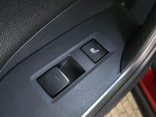 Toyota RAV4 2.5 Plug-in Hybrid AWD 300 GR Sport | Apple CarPlay | Rijklaar incl. garantie | ActivLease financial lease