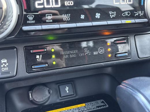 Toyota RAV4 2.5 Plug-in Hybrid AWD Bi-Tone Plus **STOELVENTILATIE/ GEHEUGENSTOEL/ 360 CAMERA** ActivLease financial lease