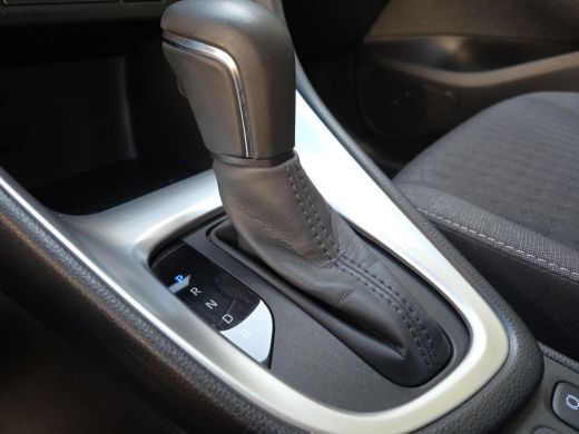 Toyota Yaris 1.5 Hybrid Dynamic | Apple CarPlay | NL Auto | Keyless | Rijklaar incl. garantie | ActivLease financial lease