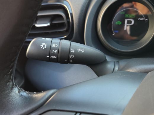 Toyota Yaris 1.5 Hybrid Dynamic | Apple CarPlay | NL Auto | Keyless | Rijklaar incl. garantie | ActivLease financial lease