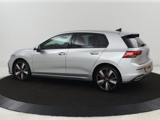 Volkswagen Golf 1.4 eHybrid GTE | SOH 92,6% | Stoelverwarming | Trekhaak | Carplay | Adaptive cruise | 18'' | Spo... ActivLease financial lease