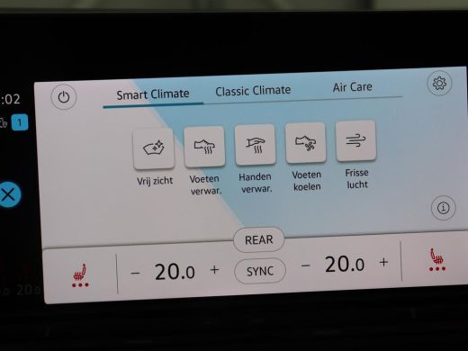 Volkswagen Golf 1.4 eHybrid GTE | SOH 92,6% | Stoelverwarming | Trekhaak | Carplay | Adaptive cruise | 18'' | Spo... ActivLease financial lease