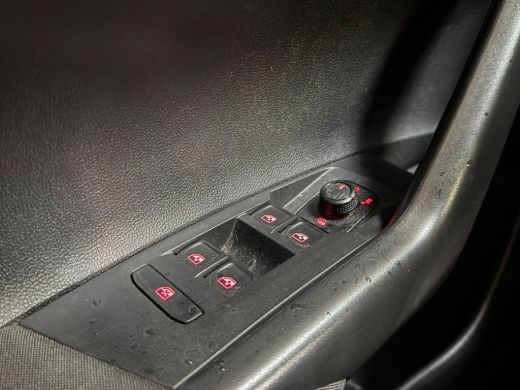 Volkswagen Polo TSI 95PK COMFORTLINE NAVIGATIE/ACC/PARKEERSENSOREN ActivLease financial lease