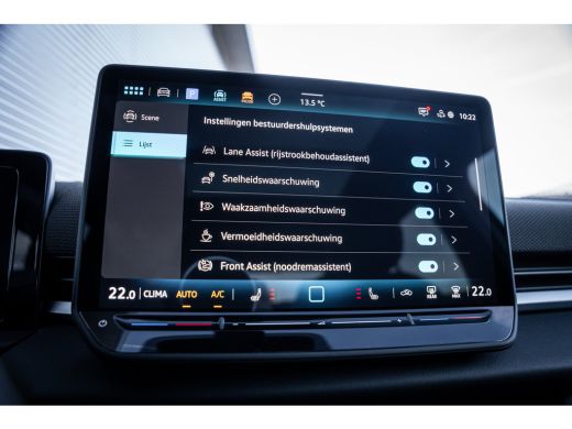 Volkswagen T-Roc R-Line First Edition | 'App-Connect' draadloze smartphone integratie | 30,5 cm display met 2D en ... ActivLease financial lease