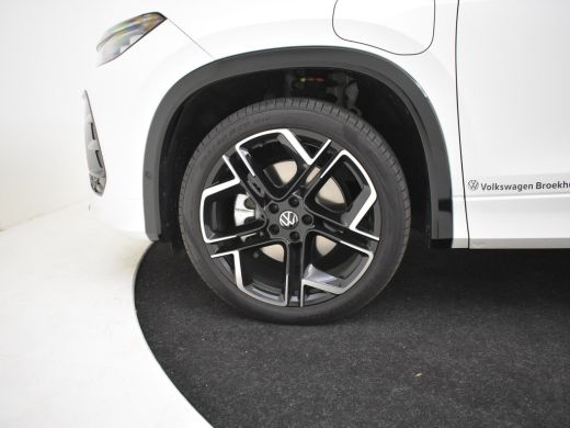 Volkswagen Tayron 1.5 eHybrid R-Line Edition | Black Edition | Panoramadak | Trekhaak ActivLease financial lease