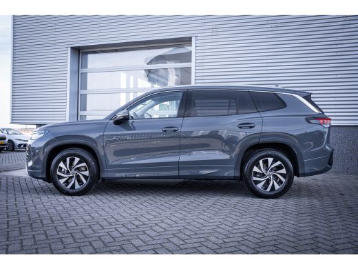 Volkswagen Tayron 1.5 TSI Life 7persoons | Achteruitrijcamera | Dodehoek detectie | Voorstoelen verwarmd ActivLease financial lease