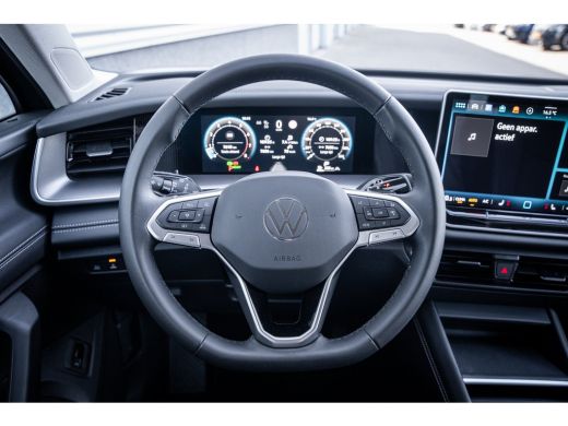 Volkswagen Tayron 1.5 TSI Life 7persoons | Achteruitrijcamera | Dodehoek detectie | Voorstoelen verwarmd ActivLease financial lease