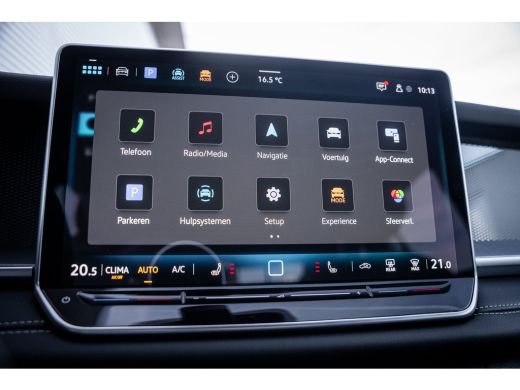 Volkswagen Tayron 1.5 TSI Life 7persoons | Achteruitrijcamera | Dodehoek detectie | Voorstoelen verwarmd ActivLease financial lease