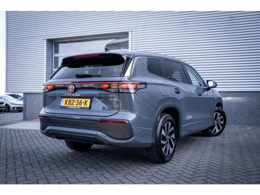 Volkswagen Tayron 1.5 TSI Life 7persoons | Achteruitrijcamera | Dodehoek detectie | Voorstoelen verwarmd ActivLease financial lease