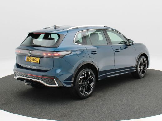 Volkswagen Tiguan 1.5 eHybrid 272 Pk Automaat R-Line | Trekhaak | Head-up | 360&deg; Camera | Stoel/Stuur Verwarming | ... ActivLease financial lease