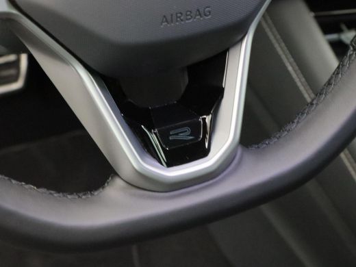 Volkswagen Tiguan 1.5 eHybrid 272 Pk Automaat R-Line | Trekhaak | Head-up | 360&deg; Camera | Stoel/Stuur Verwarming | ... ActivLease financial lease