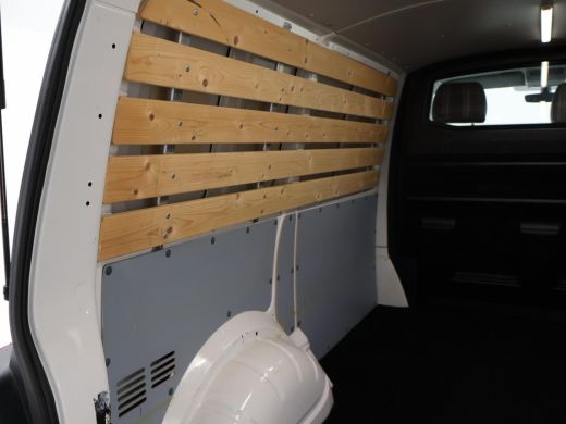 Volkswagen Transporter 2.0 TDI 150 PK DSG AUT. L1H1 HIGHLINE + CARPLAY | ADAPTIVE CRUISE | TREKHAAK | LMV ActivLease financial lease