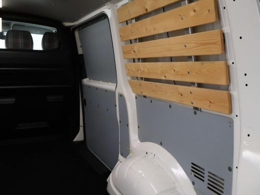 Volkswagen Transporter 2.0 TDI 150 PK DSG AUT. L1H1 HIGHLINE + CARPLAY | ADAPTIVE CRUISE | TREKHAAK | LMV ActivLease financial lease