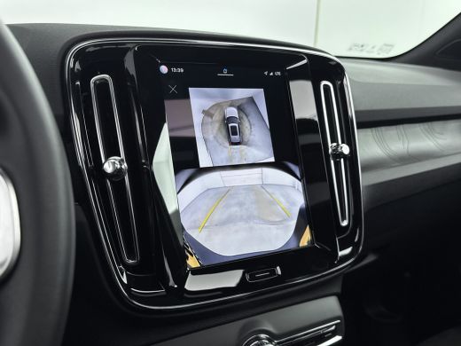 Volvo  EX40 Single Motor Extended Range Ultra 82 kWh | Panoramadak | BLIS | Stoel+Stuurverwarming | All Seaso... ActivLease financial lease