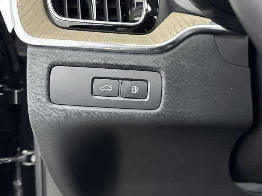 Volvo  XC60 NEW MODEL 2.0 T6 Plug-in hybrid AWD Plus Dark | Panoramadak | PDC V+A en 360 Camera | Stoel+stuur... ActivLease financial lease