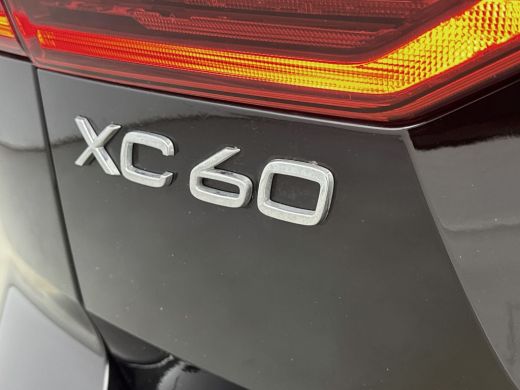 Volvo  XC60 NEW MODEL 2.0 T6 Plug-in hybrid AWD Plus Dark | Panoramadak | PDC V+A en 360 Camera | Stoel+stuur... ActivLease financial lease