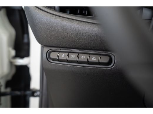 Abarth 500e 42 kWh | 8 Jaar Garantie | SOH 100% | Navigatie | Climate Controle | Parkeersensoren | Apple Carp... ActivLease financial lease