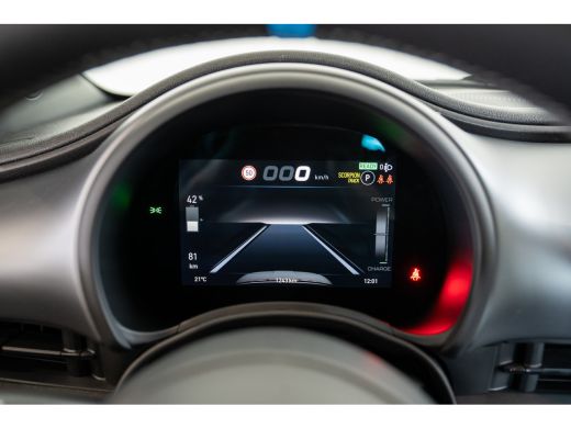 Abarth 500e 42 kWh | 8 Jaar Garantie | SOH 100% | Navigatie | Climate Controle | Parkeersensoren | Apple Carp... ActivLease financial lease