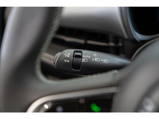 Abarth 500e 42 kWh | 8 Jaar Garantie | SOH 100% | Navigatie | Climate Controle | Parkeersensoren | Apple Carp... ActivLease financial lease