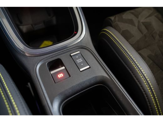 Abarth 600e Scorpionissima 54 kWh | 8 Jaar Garantie | 281 PK | Design Pack | Tech Pack | Winter Pack | Gaming... ActivLease financial lease