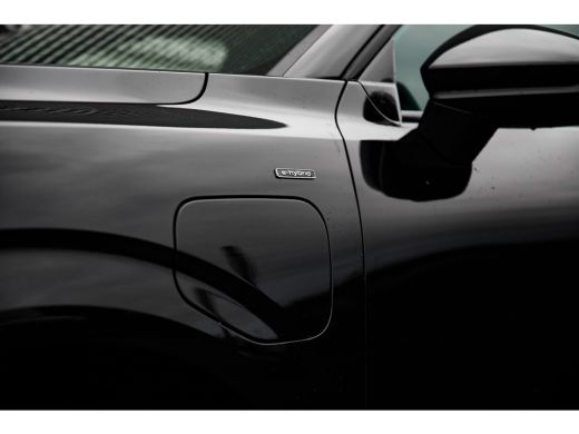 Audi Q3 1.5 200kW e-hybrid S edition | Tech Pro | HUD | Matrix LED | ActivLease financial lease