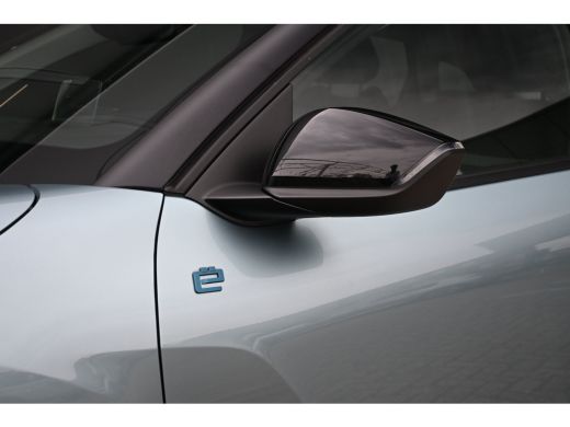 Citroën &euml;-C4 Feel Pack 50 kWh 3 Fase 87%SOH! | Afn. Trekhaak | Achteruitrijcamera | Navigatie by App | Parkeer... ActivLease financial lease