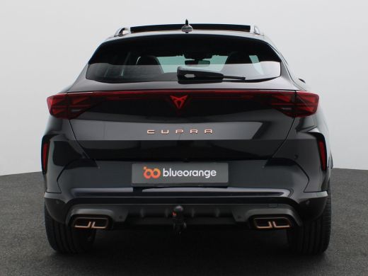 CUPRA Formentor 1.5 TSI e-Hybrid VZ Performance 272PK DSG Pano-Schuifdak, Trekhaak, 19" LM Velgen, Sennheiser Aud... ActivLease financial lease