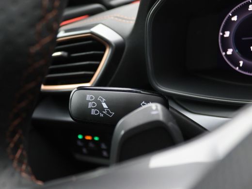 CUPRA Formentor 1.5 TSI e-Hybrid VZ Performance 272PK DSG Pano-Schuifdak, Trekhaak, 19" LM Velgen, Sennheiser Aud... ActivLease financial lease