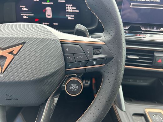 CUPRA Leon Sportstourer VZ Performance 1.5 TSI e-Hybrid 200 kW / 272 PK Stationwagen 6 versn. DSG ActivLease financial lease