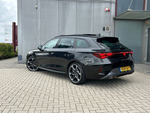 CUPRA Leon Sportstourer VZ Performance 1.5 TSI e-Hybrid 200 kW / 272 PK Stationwagen 6 versn. DSG ActivLease financial lease