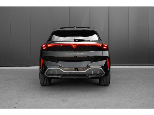 CUPRA Terramar 1.5 TSI e-Hybrid 272pk VZ Performance | Panoramadak | Trekhaak | 360 Camera | Sennheiser | 20" ActivLease financial lease