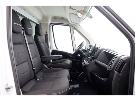 Fiat Ducato 35H 2.2 MultiJet 160pk Automaat Bakwagen met laadklep en zijdeur 05-2023 ActivLease financial lease