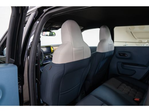 Fiat Grande Panda 1.2 Hybrid La Prima | 8 Jaar Garantie | Camera | Navigatie | Climate Controle | Parkeersensoren |... ActivLease financial lease