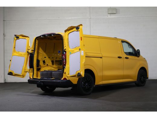 Ford E-Transit Custom 340 L2 H1 Trend 65 kWh Black Line ActivLease financial lease