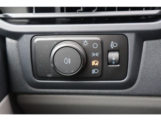 Ford E-Transit Custom 340 L2 H1 Trend 65 kWh Black Line ActivLease financial lease