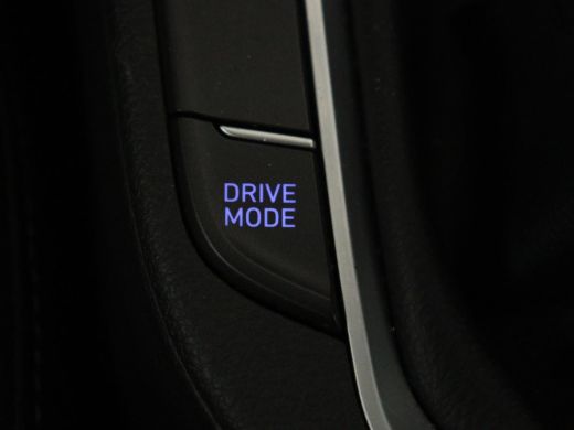 Hyundai i30 1.0 T-GDi MHEV Comfort | Carplay | Camera | Keyless | Navigatie | Climate control | Bluetooth | C... ActivLease financial lease