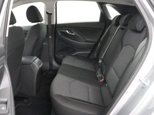 Hyundai i30 1.0 T-GDi MHEV Comfort | Carplay | Camera | Keyless | Navigatie | Climate control | Bluetooth | C... ActivLease financial lease