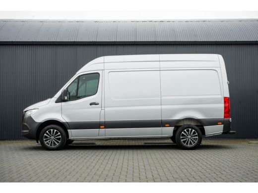 Mercedes-Benz Sprinter 316CDI L2H2 | 163 PK | 3-Zits | Climatronic | Camera | Carplay | Airco ActivLease financial lease