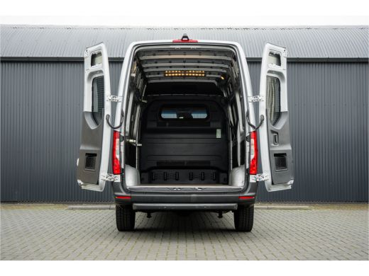 Mercedes-Benz Sprinter 316CDI L2H2 | 163 PK | 3-Zits | Climatronic | Camera | Carplay | Airco ActivLease financial lease