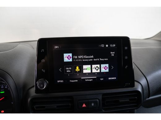 Opel Combo-e 136 L1 50kWh | SOH 100% | Navigatie | Camera | Parkeersensoren | Apple Carplay & Android Auto | L... ActivLease financial lease