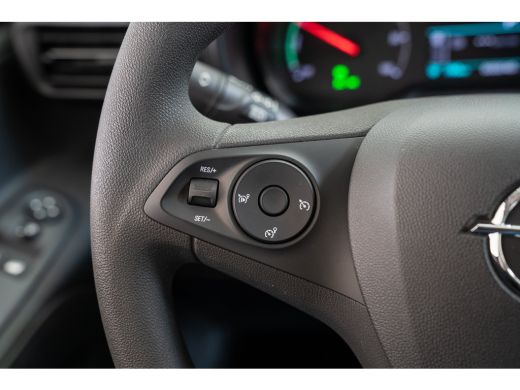 Opel Combo-e 136 L1 50kWh | SOH 100% | Navigatie | Camera | Parkeersensoren | Apple Carplay & Android Auto | L... ActivLease financial lease