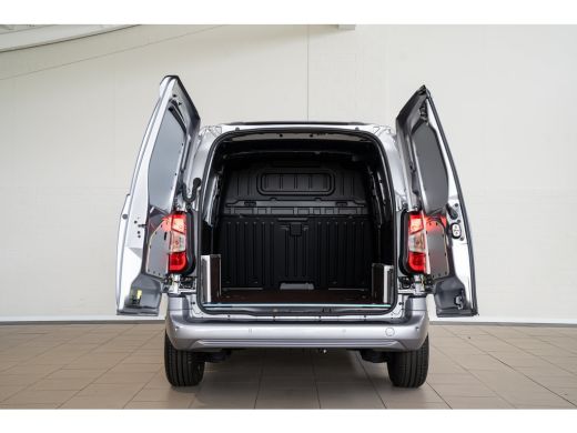 Opel Combo-e 136 L1 50kWh | SOH 100% | Navigatie | Camera | Parkeersensoren | Apple Carplay & Android Auto | L... ActivLease financial lease
