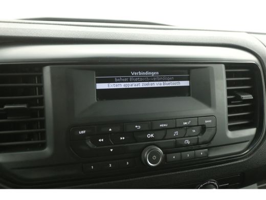 Opel Vivaro 1.5 CDTI L3H1 | Airco | Cruise | 3 Zits | Parkeersens. | Imperiaal | Kasten | Elektrpakket ActivLease financial lease