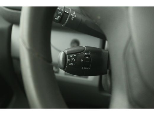 Opel Vivaro 1.5 CDTI L3H1 | Airco | Cruise | 3 Zits | Parkeersens. | Imperiaal | Kasten | Elektrpakket ActivLease financial lease